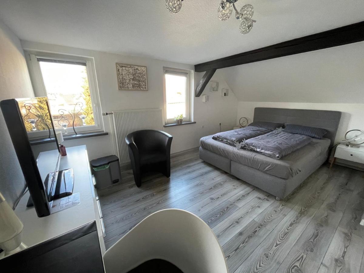 "An Der Lindenberganlage" Hotel Melsungen Eksteriør billede